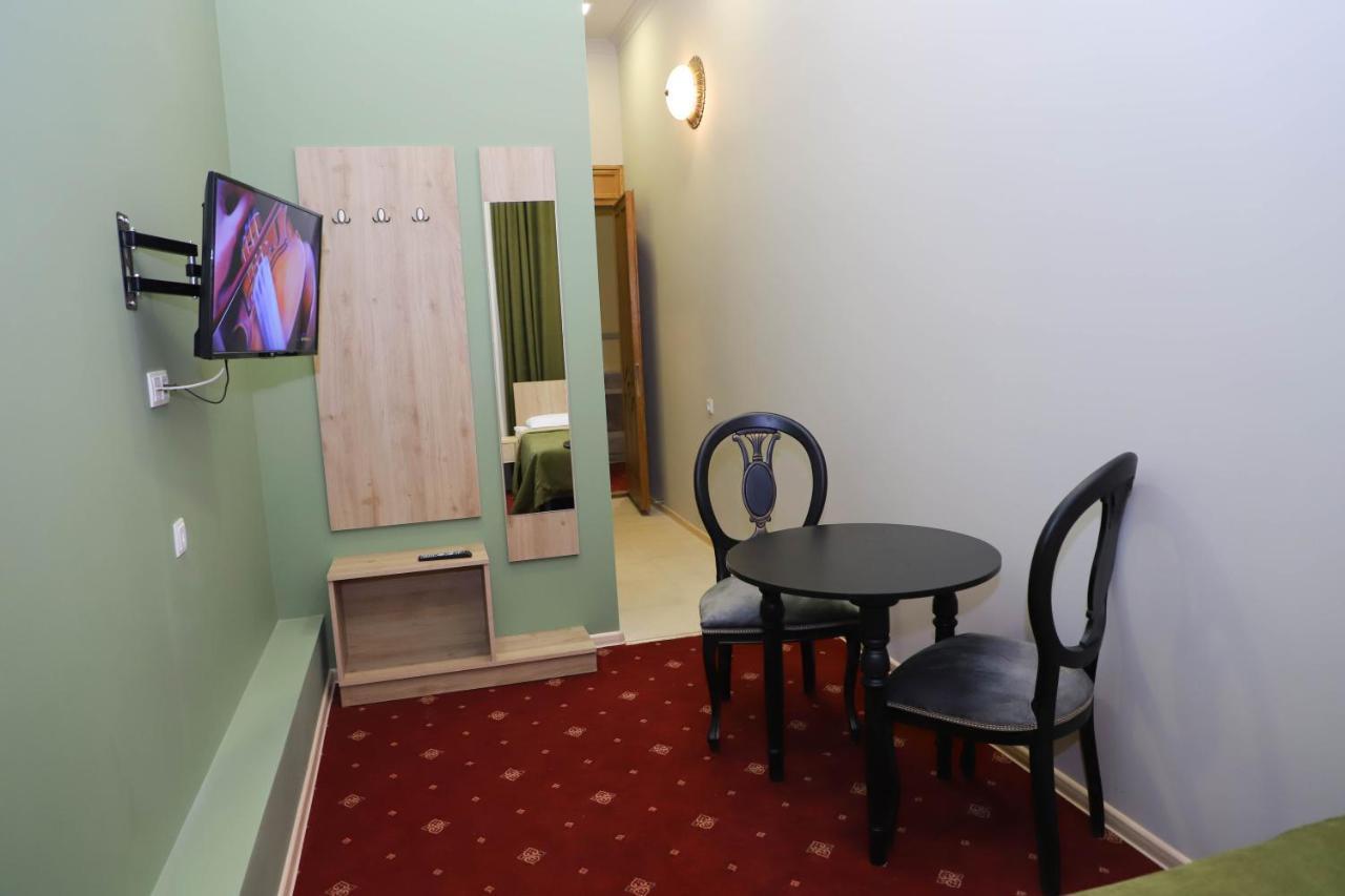 Araks Hotel Complex Gyumri Esterno foto