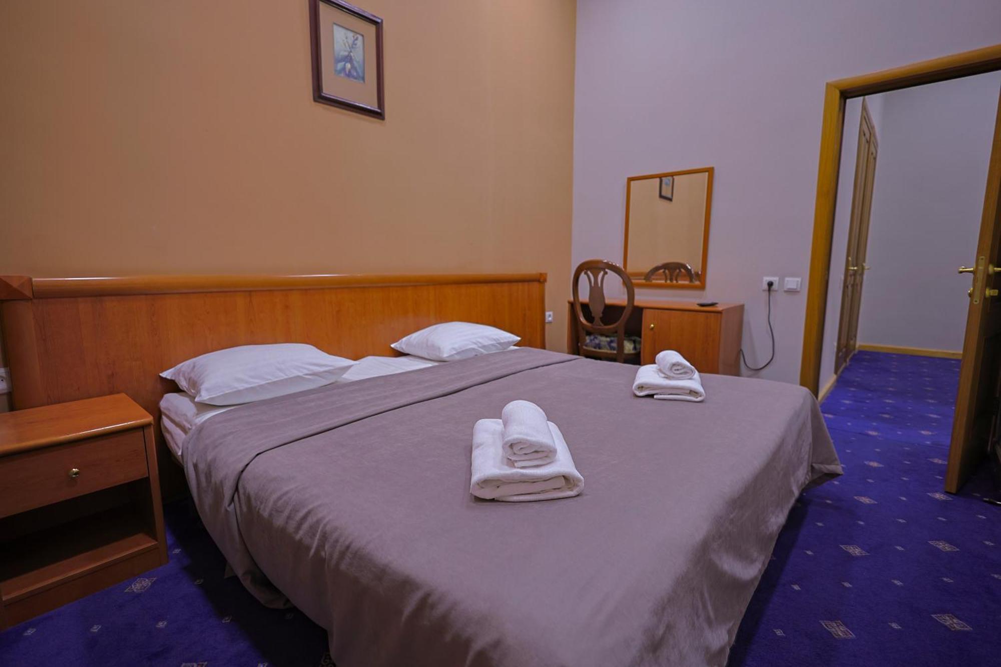 Araks Hotel Complex Gyumri Esterno foto