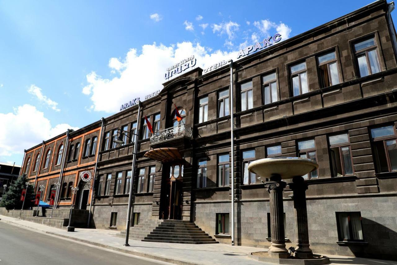 Araks Hotel Complex Gyumri Esterno foto